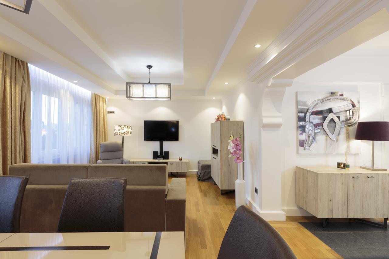 The Queen Luxury Apartments - Villa Giada Люксембург Екстериор снимка