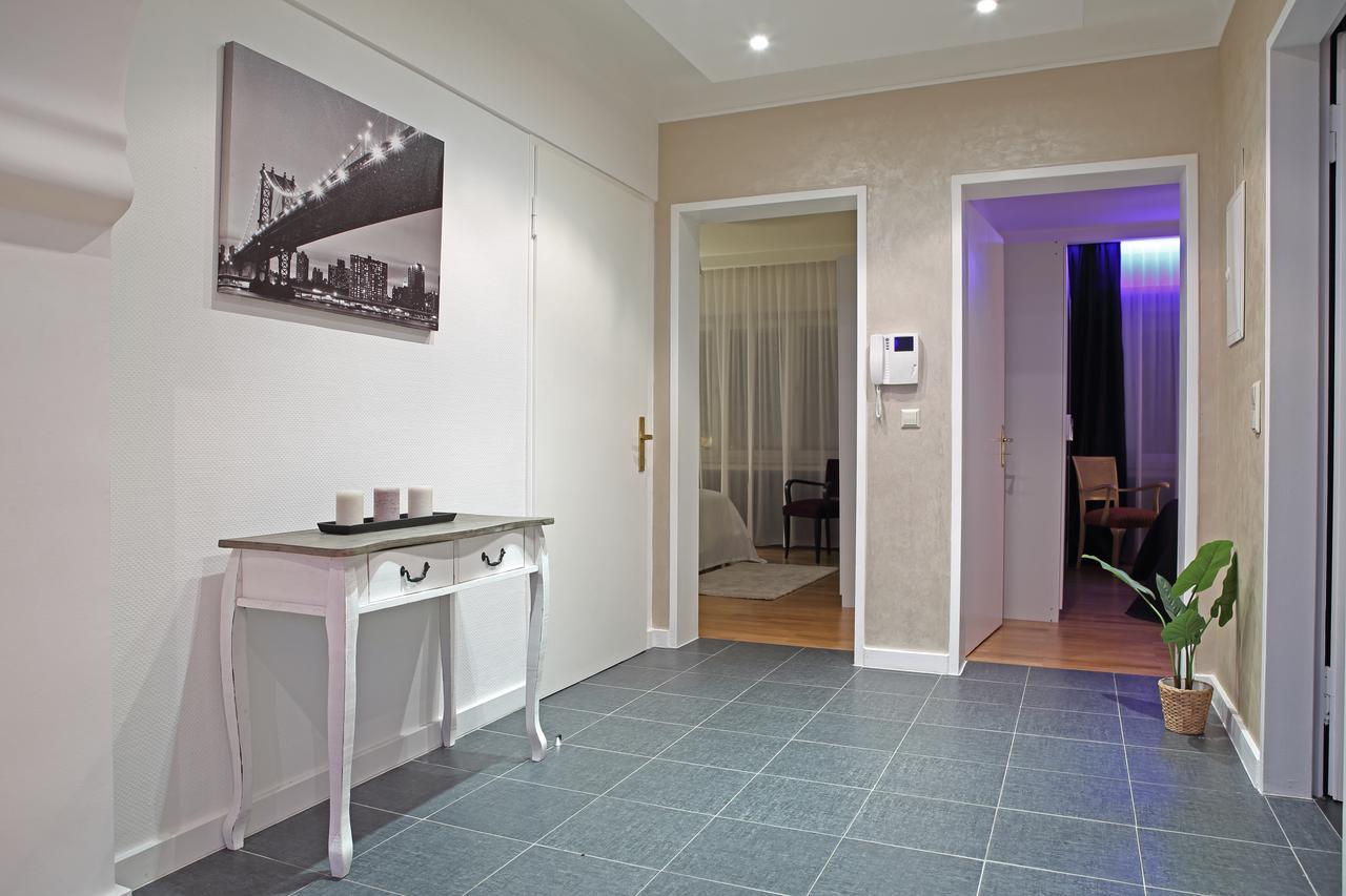 The Queen Luxury Apartments - Villa Giada Люксембург Екстериор снимка