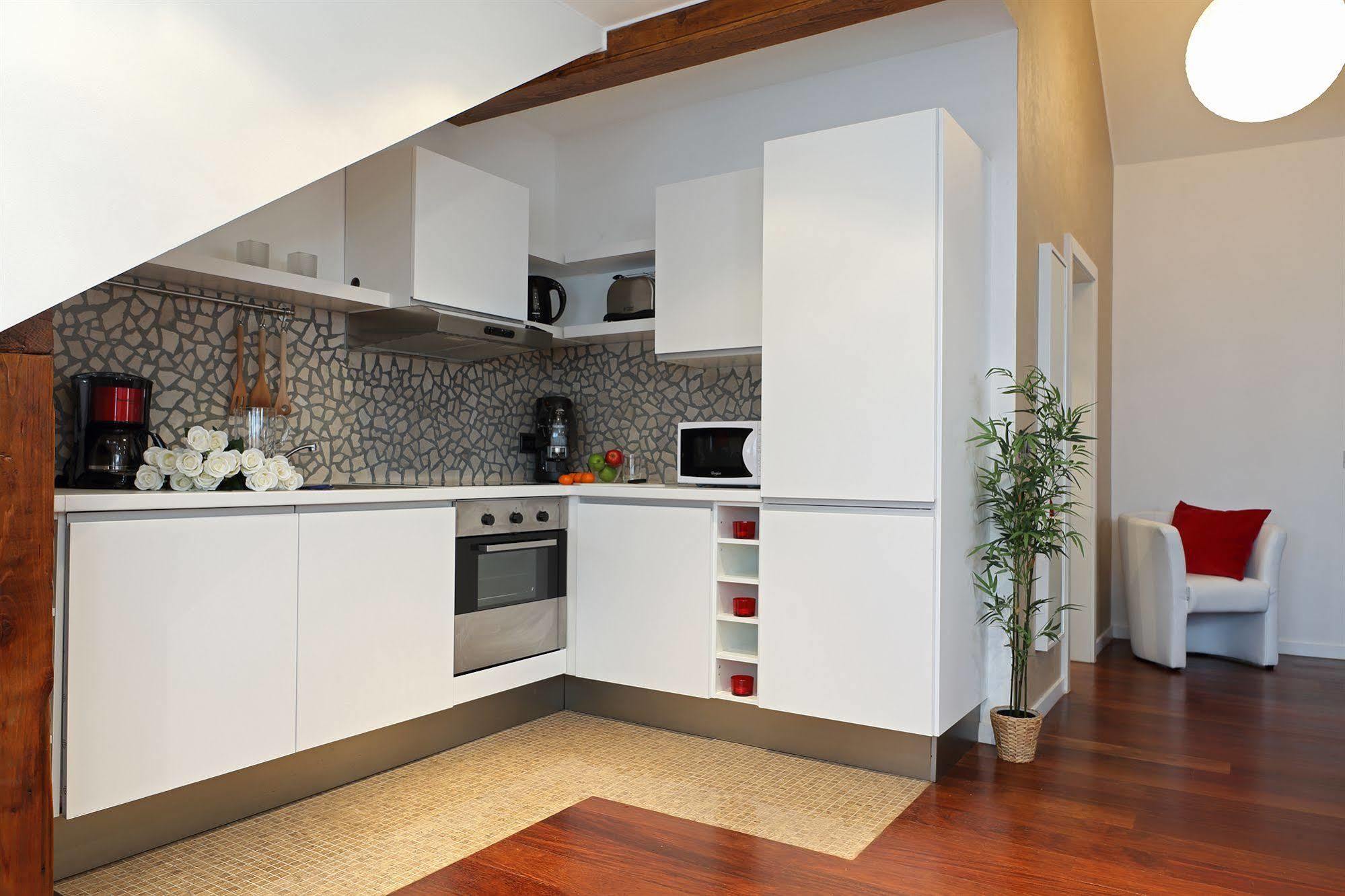 The Queen Luxury Apartments - Villa Giada Люксембург Екстериор снимка